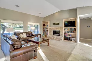 8567 Clubhouse Blvd, Desert Hot Springs, CA 92240 - Photo 9