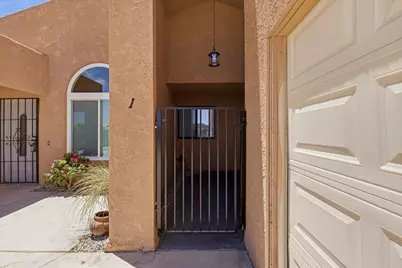 31601 Avenida Maravilla, Cathedral City, CA 92234 - Photo 5