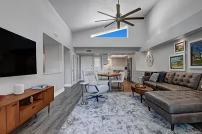 255 S Avenida Caballeros #320, Palm Springs, CA 92262 - Photo 3