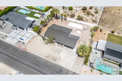 1978 N Whitewater Club Drive, Palm Springs, CA 92262 - Photo 35