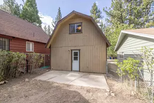 1016 Robinhood Blvd, Big Bear City, CA 92314 - Photo 3