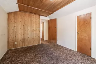 1016 Robinhood Blvd, Big Bear City, CA 92314 - Photo 15