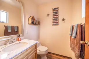 1087 Brookside Ln, Fawnskin, CA 92333 - Photo 27