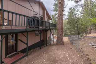 1087 Brookside Ln, Fawnskin, CA 92333 - Photo 37