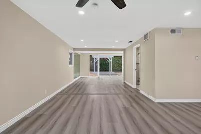 715 N Sunrise Way, Palm Springs, CA 92262 - Photo 19