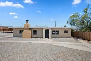 5975 Lupine Ave, 29 Palms, CA 92277 - Photo 3