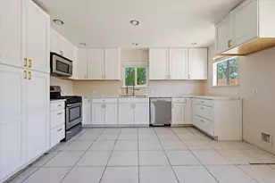 5975 Lupine Ave, 29 Palms, CA 92277 - Photo 11