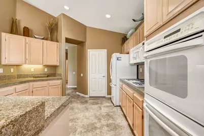 29565 W Trancas Drive, Cathedral City, CA 92234 - Photo 19