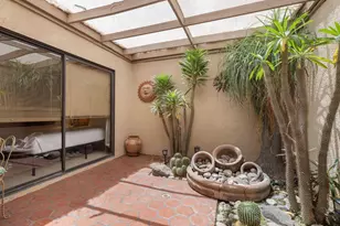 6 Palomas Dr, Rancho Mirage, CA 92270 - Photo 15