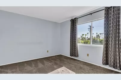 266 E Via Escuela #G, Palm Springs, CA 92262 - Photo 19
