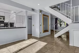 266 E Via Escuela, Palm Springs, CA 92262 - Photo 9