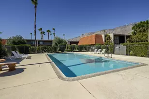 266 E Via Escuela, Palm Springs, CA 92262 - Photo 33
