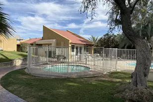 32200 Cathedral Canyon Dr, Cathedral City, CA 92234 - Photo 17