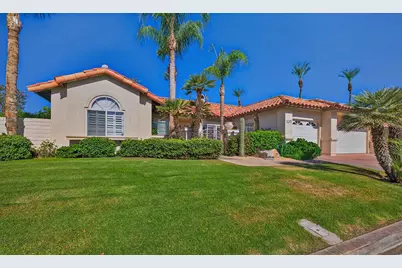 137 Courtside Drive, Palm Desert, CA 92260 - Photo 1