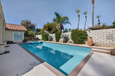 137 Courtside Drive, Palm Desert, CA 92260 - Photo 23