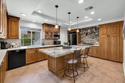 45595 Via Corona, Indian Wells, CA 92210 - Photo 19
