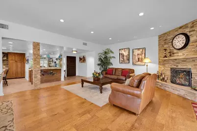 45595 Via Corona, Indian Wells, CA 92210 - Photo 13