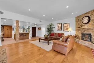 45595 Via Corona, Indian Wells, CA 92210 - Photo 13