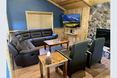 147 N Teakwood Drive, Big Bear Lake, CA 92315 - Photo 3