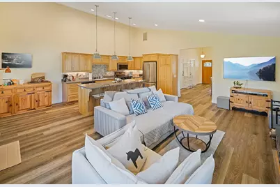 435 Wagon Wheel, Big Bear City, CA 92314 - Photo 17