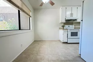 473 W Bradshaw Ln, Palm Springs, CA 92262 - Photo 9