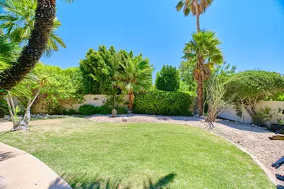 1353 Sunflower Circle N, Palm Springs, CA 92262 - Photo 17