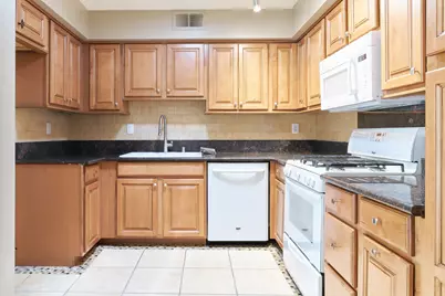 1353 Sunflower Circle N, Palm Springs, CA 92262 - Photo 7