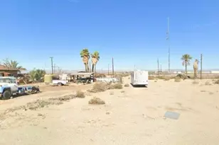 262 E 1st St, Niland, CA 92257 - Photo 1