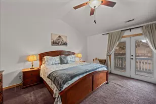 187 Dixie Lee Ln, Sugarloaf, CA 92386 - Photo 15