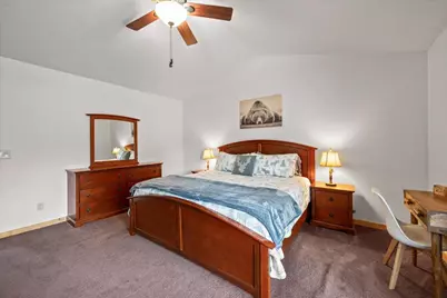 187 Dixie Lee Lane, Sugarloaf, CA 92386 - Photo 17