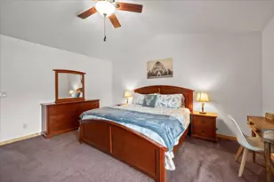 187 Dixie Lee Ln, Sugarloaf, CA 92386 - Photo 17