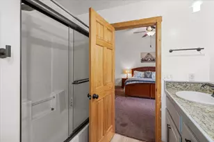 187 Dixie Lee Ln, Sugarloaf, CA 92386 - Photo 21