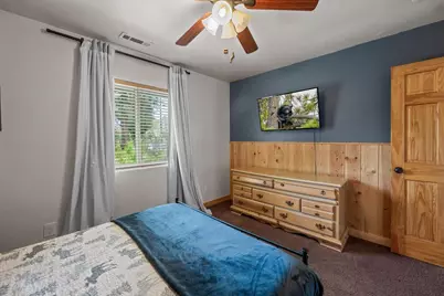 187 Dixie Lee Lane, Sugarloaf, CA 92386 - Photo 23