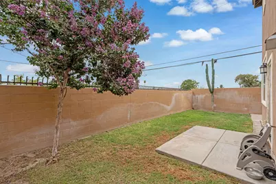 277 Bloomington Avenue #207, Rialto, CA 92376 - Photo 31