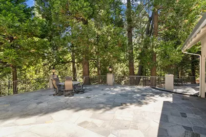 391 Cedar Ridge Drive, Lake Arrowhead, CA 92352 - Photo 35
