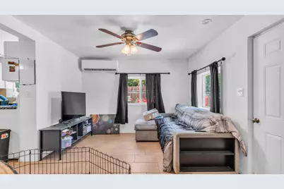 84058 Leyte Avenue, Indio, CA 92201 - Photo 9