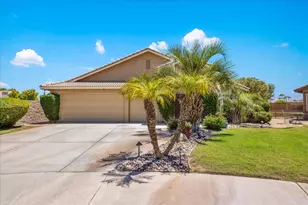 45400 Ashwood Ct, La Quinta, CA 92253 - Photo 3