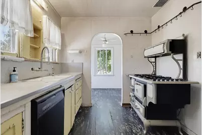 3444 Las Palmas Avenue, Glendale, CA 91208 - Photo 11