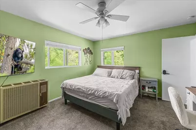 33910 Meadow Lane, Green Valley Lake, CA 92341 - Photo 31
