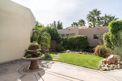 19 Via Haciendas, Rancho Mirage, CA 92270 - Photo 9