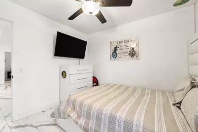 37851 Hollister Drive, Palm Desert, CA 92211 - Photo 21