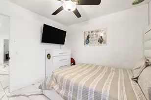 37851 Hollister Dr, Palm Desert, CA 92211 - Photo 21