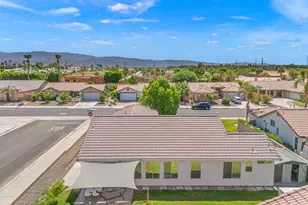 37851 Hollister Dr, Palm Desert, CA 92211 - Photo 23