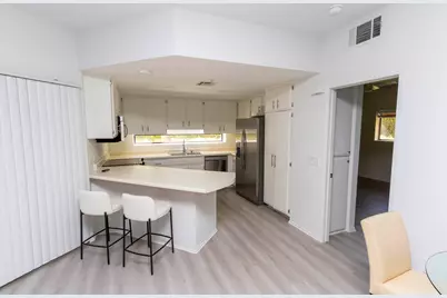 255 S Avenida Caballeros #305, Palm Springs, CA 92262 - Photo 11