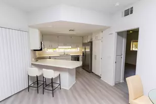 255 S Avenida Caballeros, Palm Springs, CA 92262 - Photo 11
