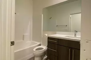 9675 Valencia Dr, Desert Hot Springs, CA 92240 - Photo 15