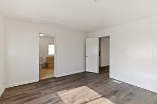 33530 Carlsbad Cir, Thousand Palms, CA 92276 - Photo 17