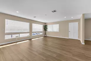 39163 Warm Springs Dr, Palm Desert, CA 92260 - Photo 11