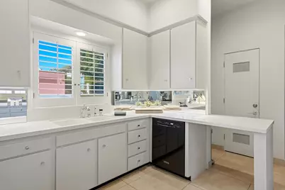 47192 El Agadir, Palm Desert, CA 92260 - Photo 13