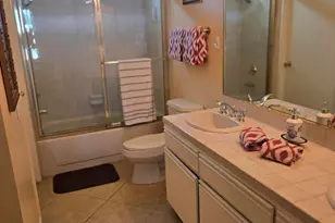 67162 W Chimayo Dr, Cathedral City, CA 92234 - Photo 9